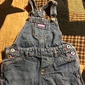 Little girls size 3T short bib overalls!